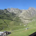 Au Pied Des Pistes , Tourmalet, Balcon Plein Sud לה מונג'י