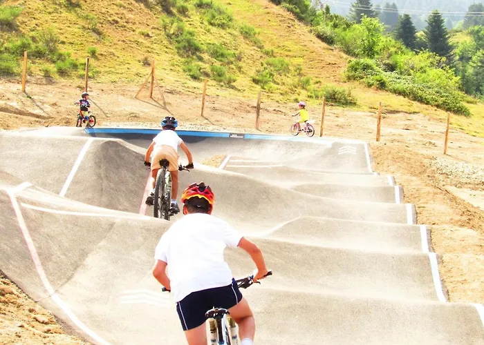 Au Pied Des Pistes , Tourmalet, Balcon Plein Sud La Mongie